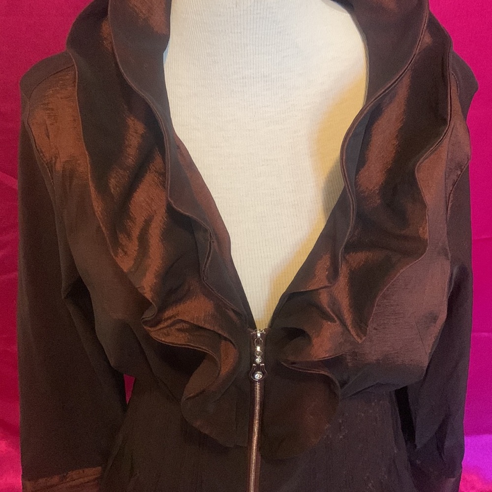 Women’s Brown Ruffled Zip-Front Jacket, size L - Picture 6 of 9